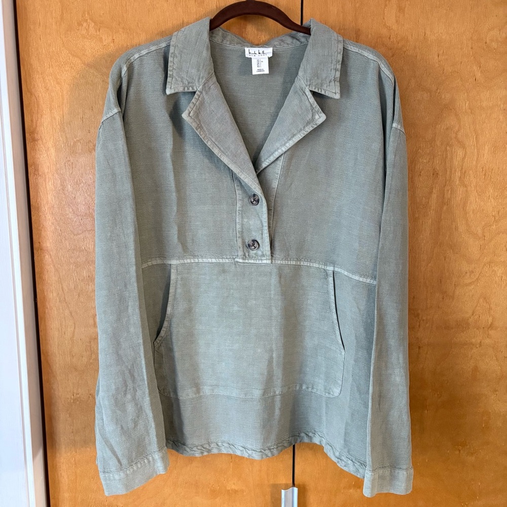 NWOT! Nicole Miller Top